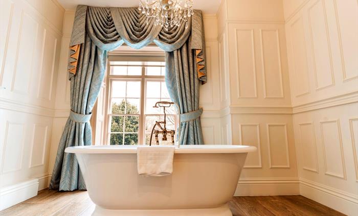 The Caroline Room at Plas Dinas Country House